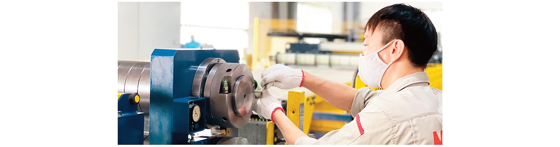 Thế khó cho cả doanh nghiệp và người lao động