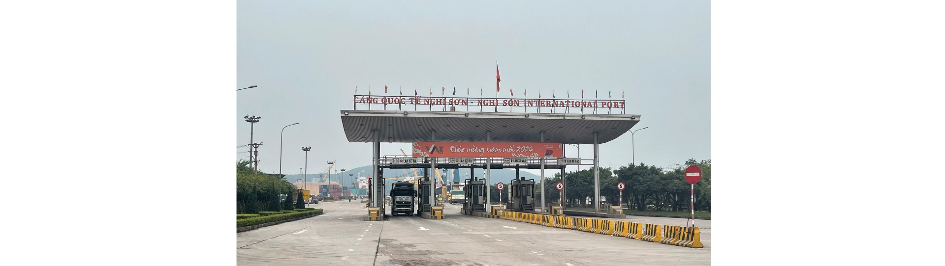 Thanh Hóa: Đưa cảng biển làm đòn bẩy triển kinh tế-xã hội Thanh Hóa: Đưa cảng biển làm đòn bẩy triển kinh tế-xã hội