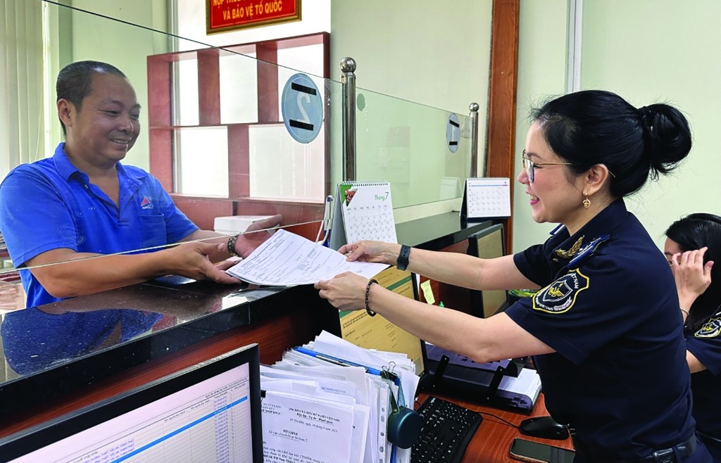 Kê khai trị giá hải quan đối với hàng mẫu xuất khẩu