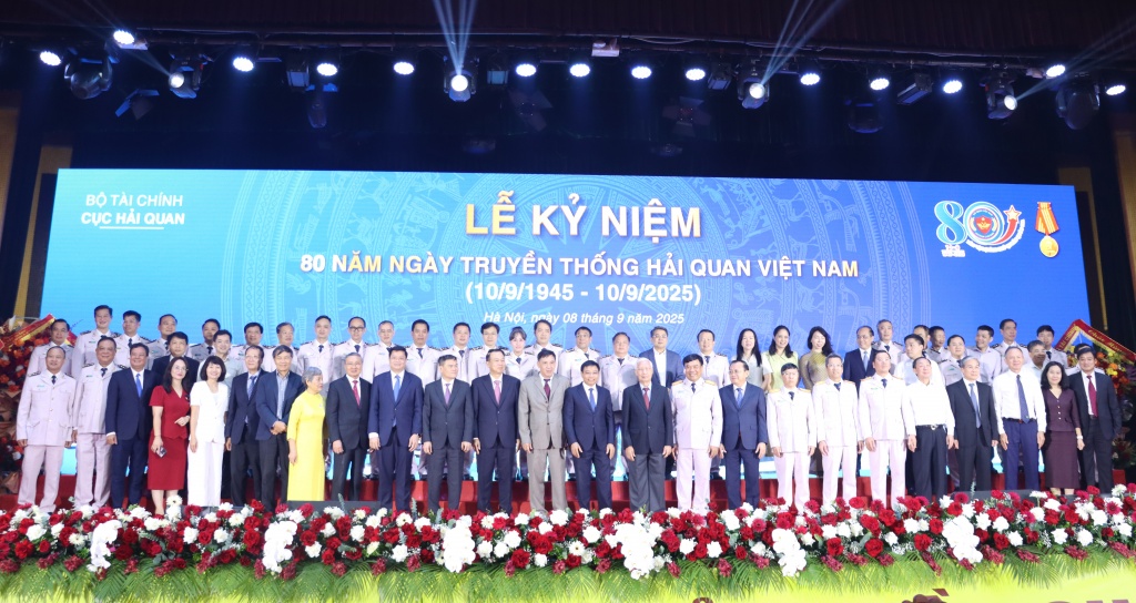 Bộ trưởng Nguyễn Văn Thắng: Ngành Hải quan đã có những bước phát triển vượt bậc