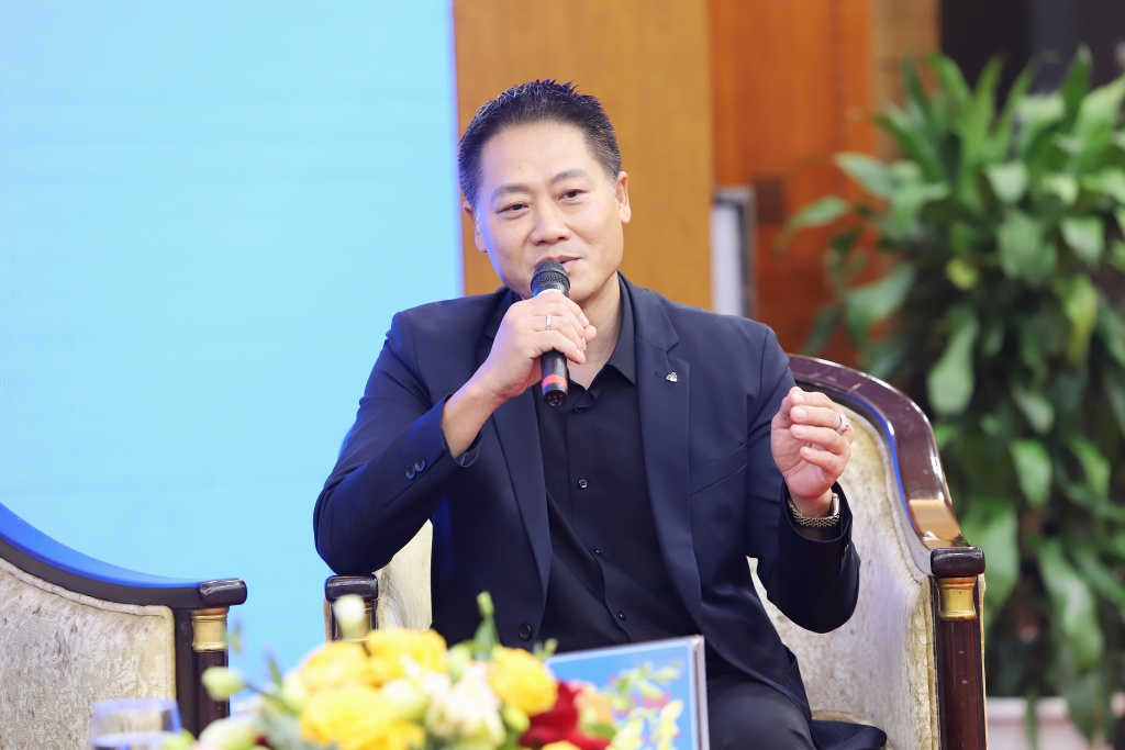 Chùm ảnh: Tọa đàm “Hoàn thiện chính sách thuế, hải quan, thúc đẩy doanh nghiệp phát triển”