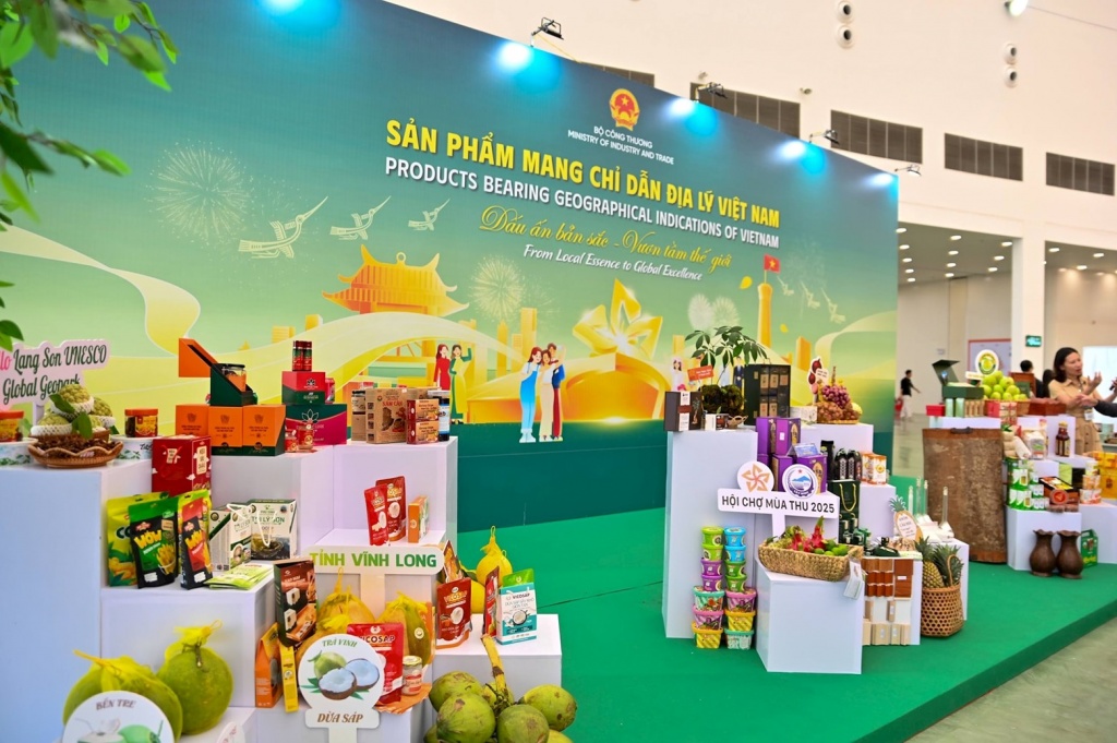 Chuyển đổi số - Đòn bẩy đưa hàng Việt vươn ra thế giới