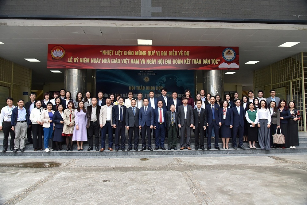 Các đại biểu tham dự đã đưa ra nhiều giải pháp tham khảo cho cơ quan hoạch định chính sách