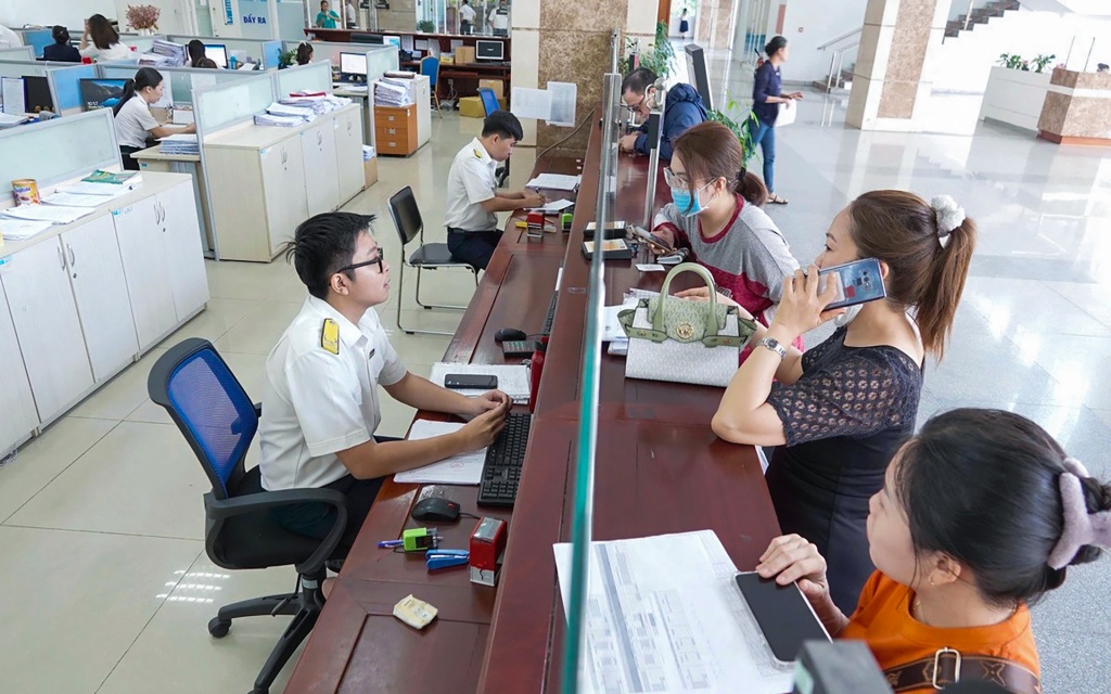 Dự thảo Luật Quản lý thuế: Thể chế hóa nguyên tắc “lấy người nộp thuế làm trung tâm phục vụ”