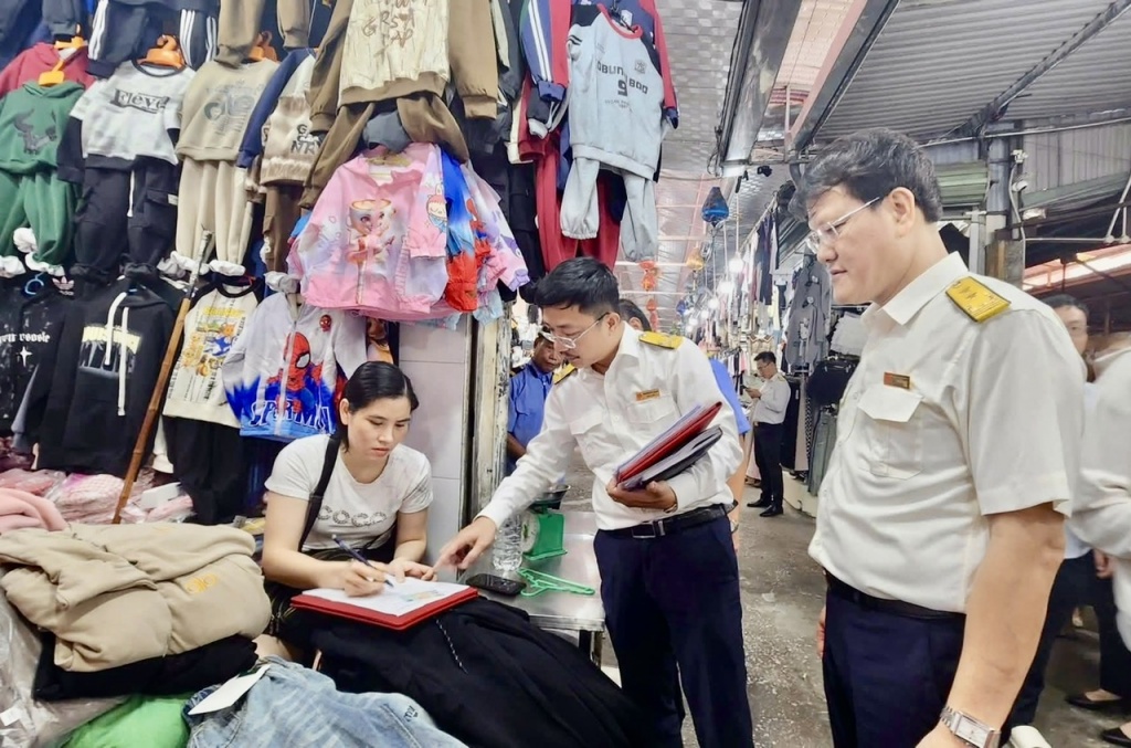 Hướng dẫn kế toán cho hộ kinh doanh theo hướng rõ ràng, phù hợp với quy mô doanh thu