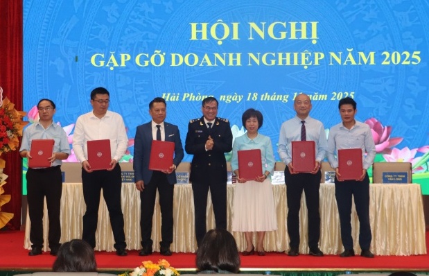Hải quan khu vực III giúp doanh nghiệp tuân thủ tốt pháp luật