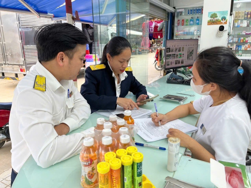 Thuế thành phố Đà Nẵng: duy trì các kênh hỗ trợ trực tuyến hộ kinh doanh 24/7