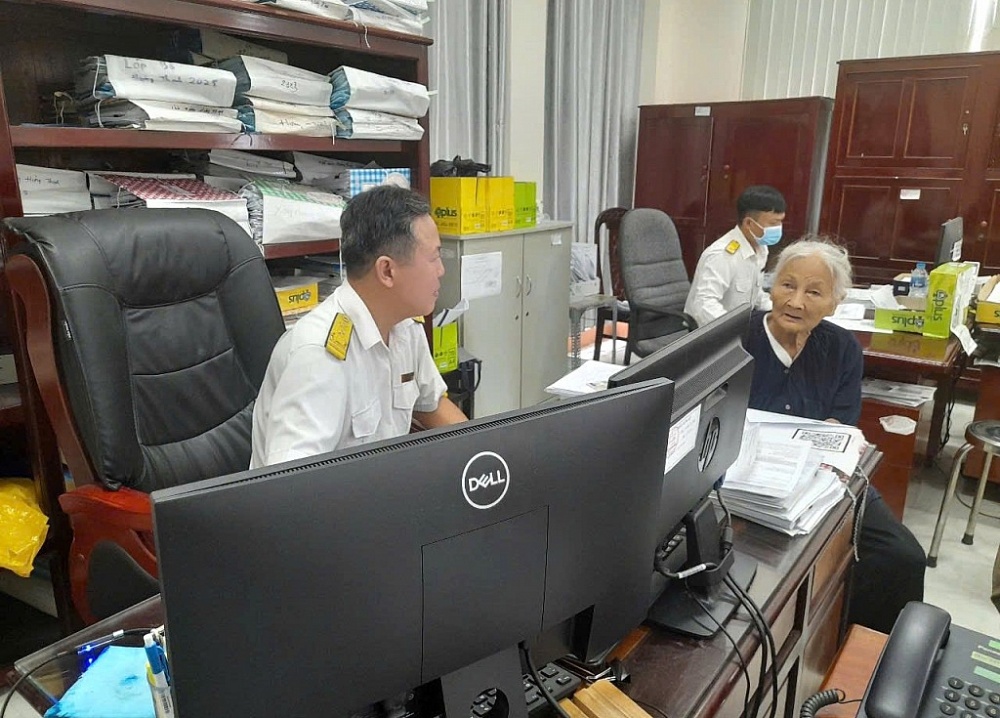 Thuế TP. Cần Thơ: Tăng tốc hỗ trợ hộ kinh doanh trong Chiến dịch 60 ngày cao điểm