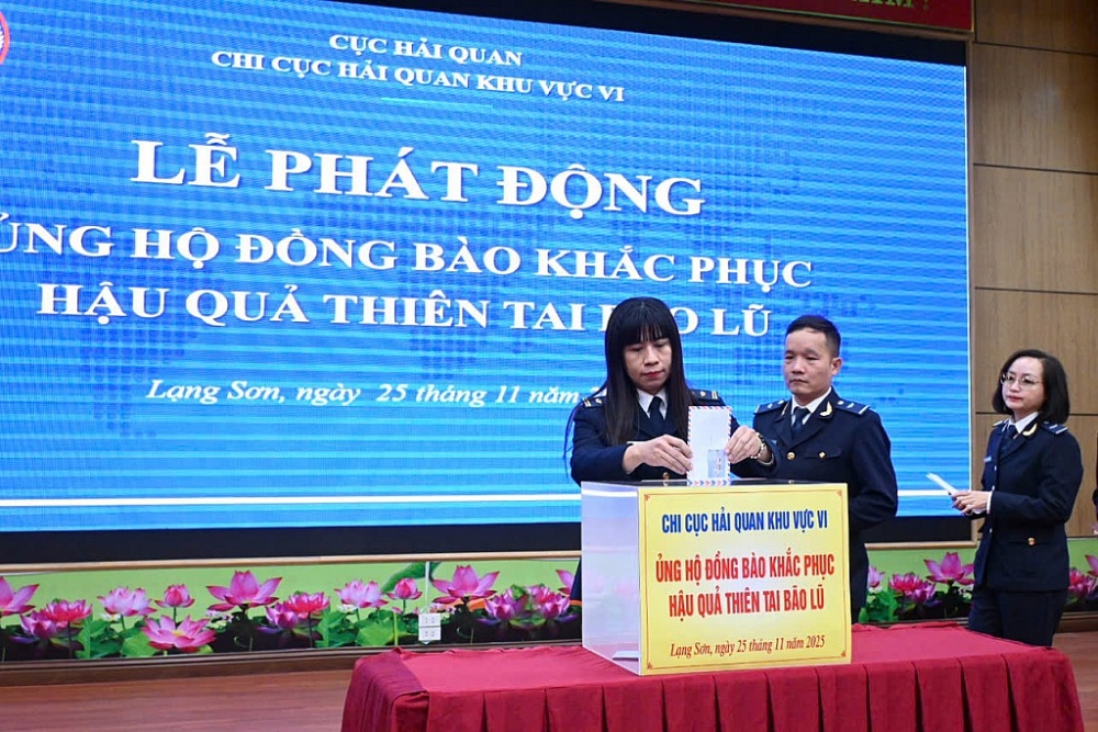 Chi cục Hải quan khu vực VI huy động được qua các đợt vận động đạt hơn 1 tỷ đồng.