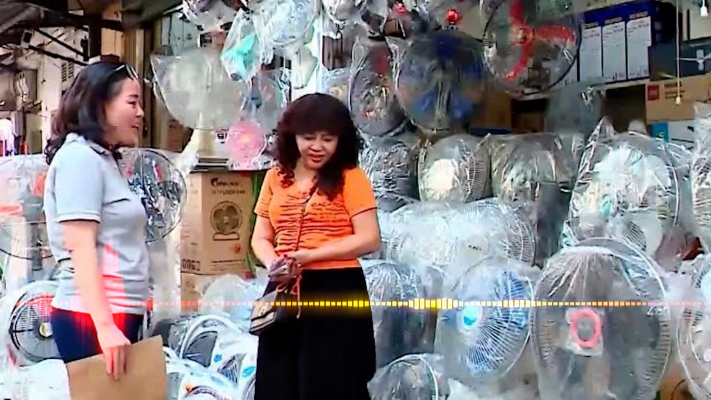 PODCAST: Bộ Tài chính đề xuất miễn thuế tạo bệ đỡ cho hộ kinh doanh vươn mình thành doanh nghiệp.