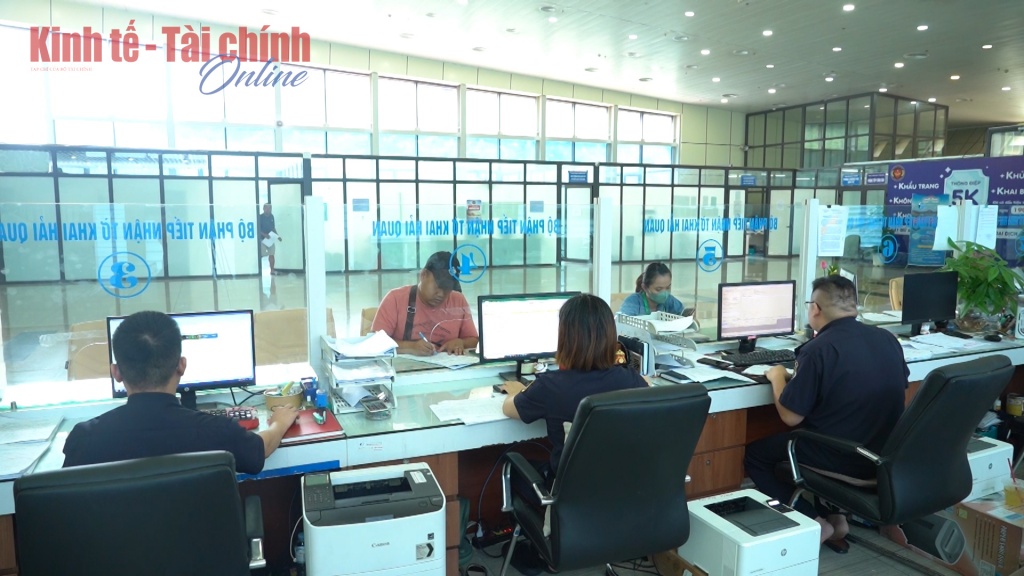 VIDEO: Từ ngày 15/8, 3 đối tượng phải thực hiện thủ tục, kiểm tra, giám sát hải quan